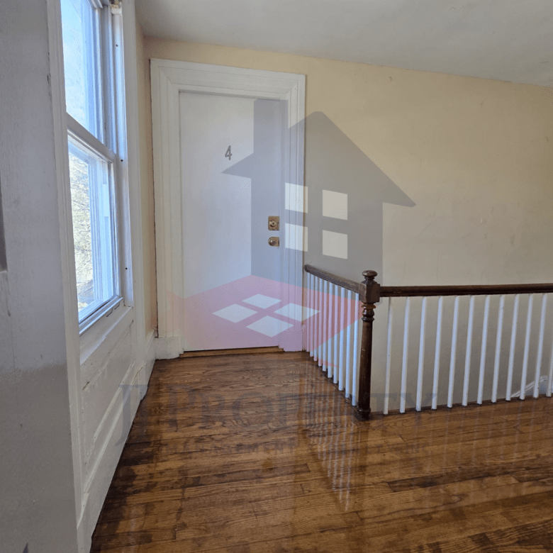 🏡 3-Bedroom Townhouse – Great for Roommates!