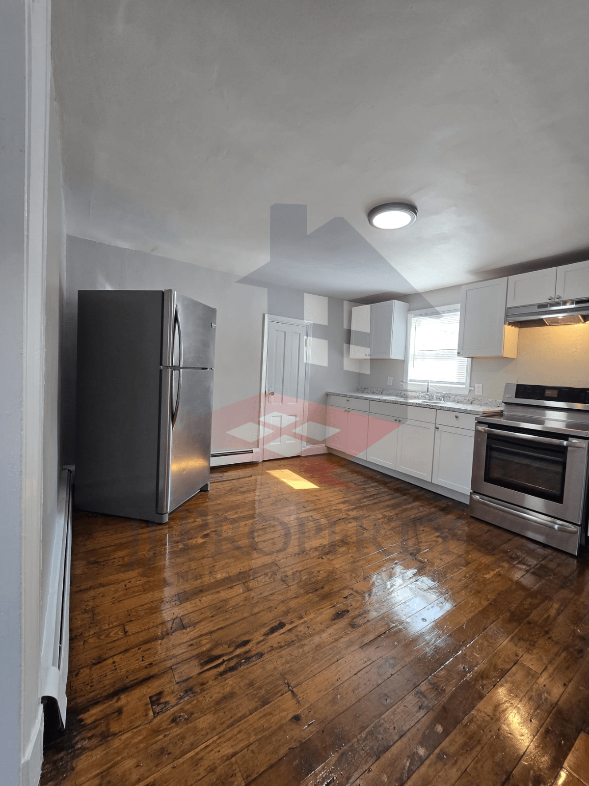 🏡 3-Bedroom Townhouse – Great for Roommates!