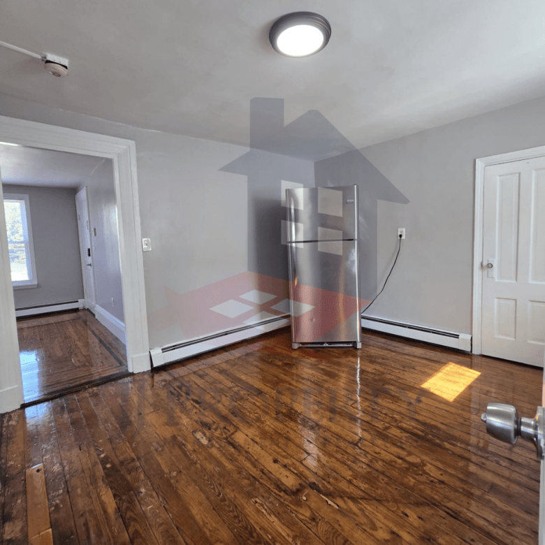 🏡 3-Bedroom Townhouse – Great for Roommates!