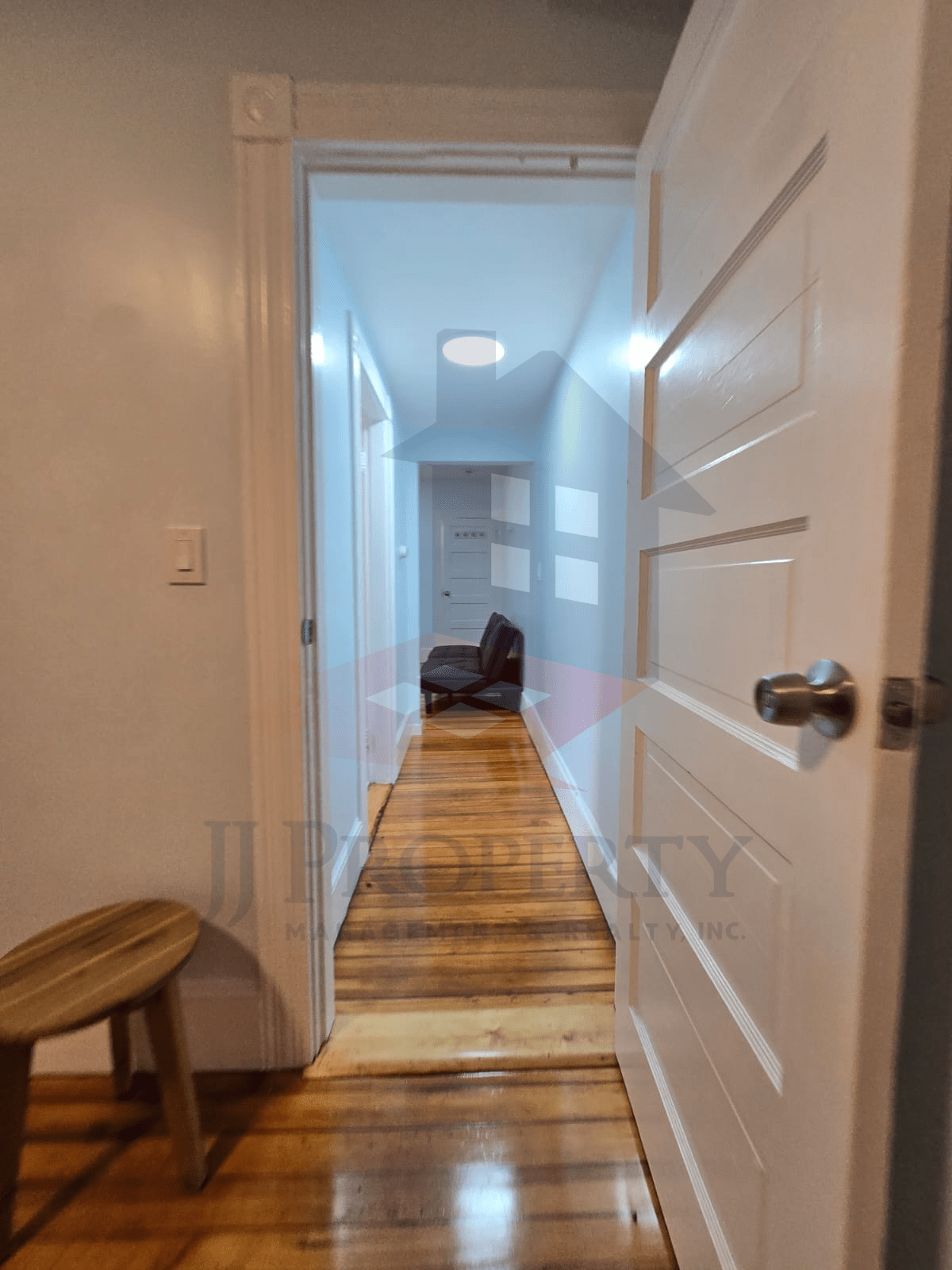 LOGO+PROPERTY PIC HORIZONTAL – 2026-08-28T155854.519 ๐ 1st Floor โ 1 Bedroom/Studio