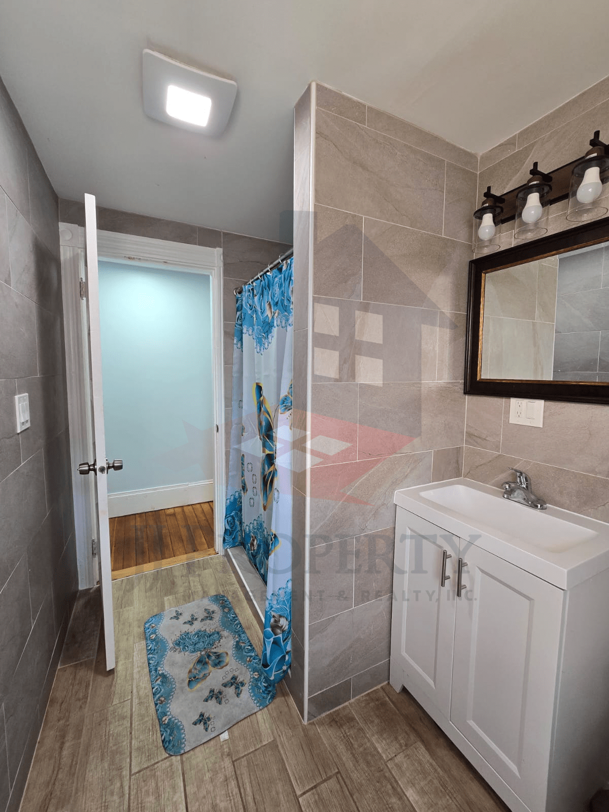 LOGO+PROPERTY PIC HORIZONTAL – 2026-08-28T160229.773 ๐ 1st Floor โ 1 Bedroom/Studio