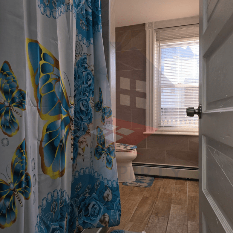 🏠 1st Floor – 1 Bedroom/Studio