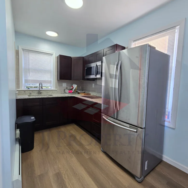 🏠 2nd Floor – 2 Bedrooms