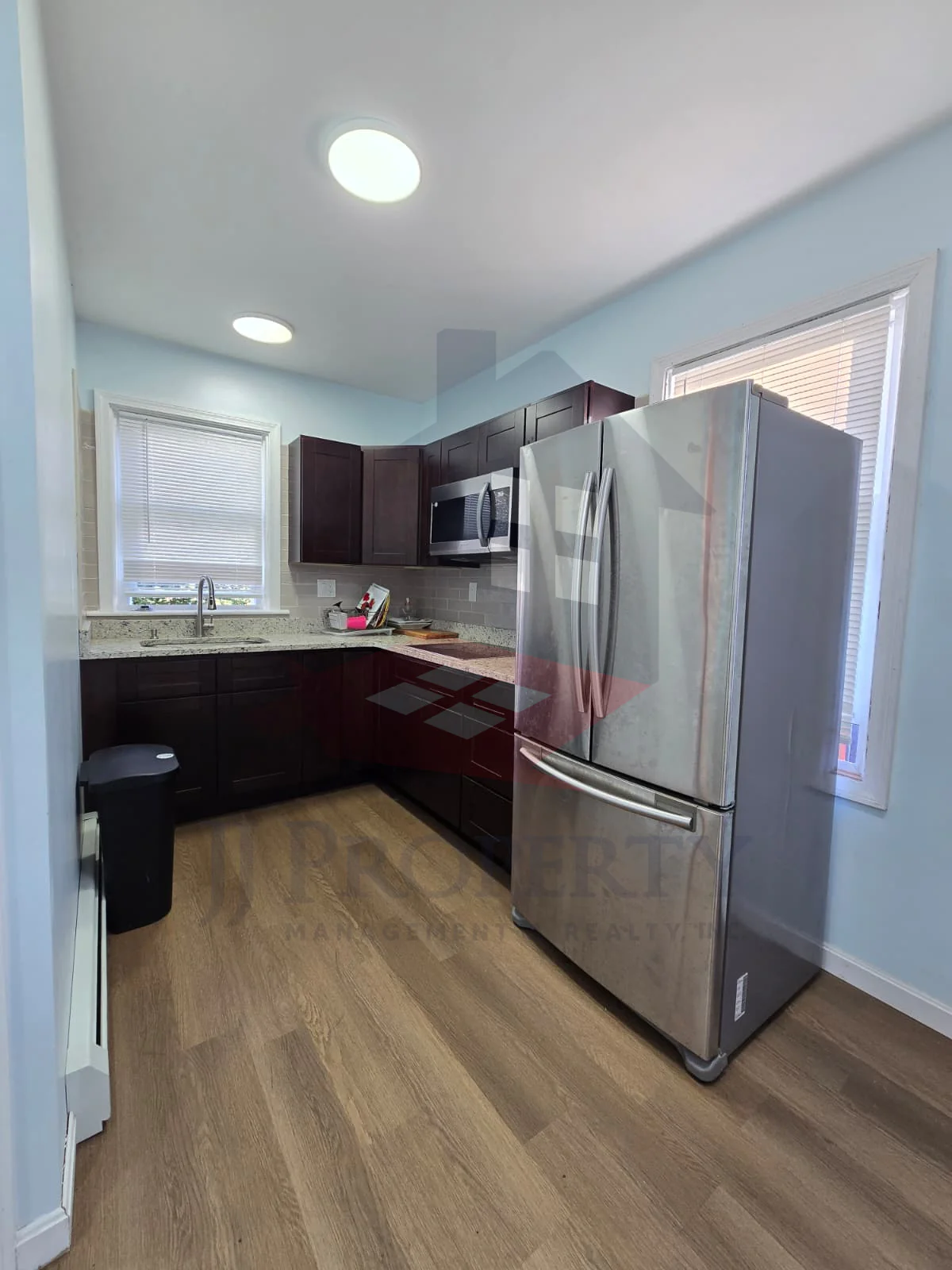 🏠 2nd Floor – 2 Bedrooms