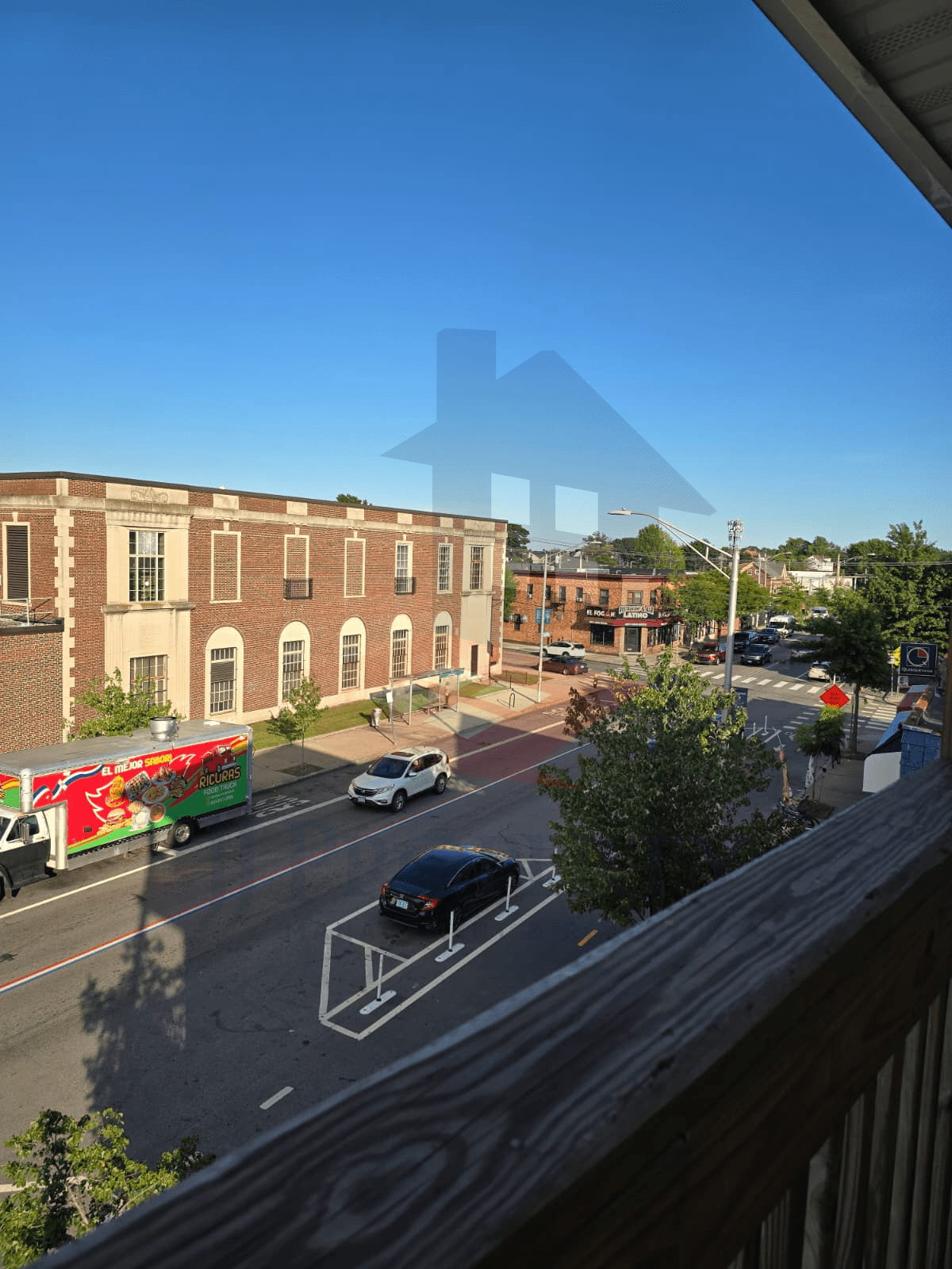 LOGO+PROPERTY PIC HORIZONTAL – 2026-08-28T162131.159 🏠 3rd Floor – 1 Bedroom/Studio
