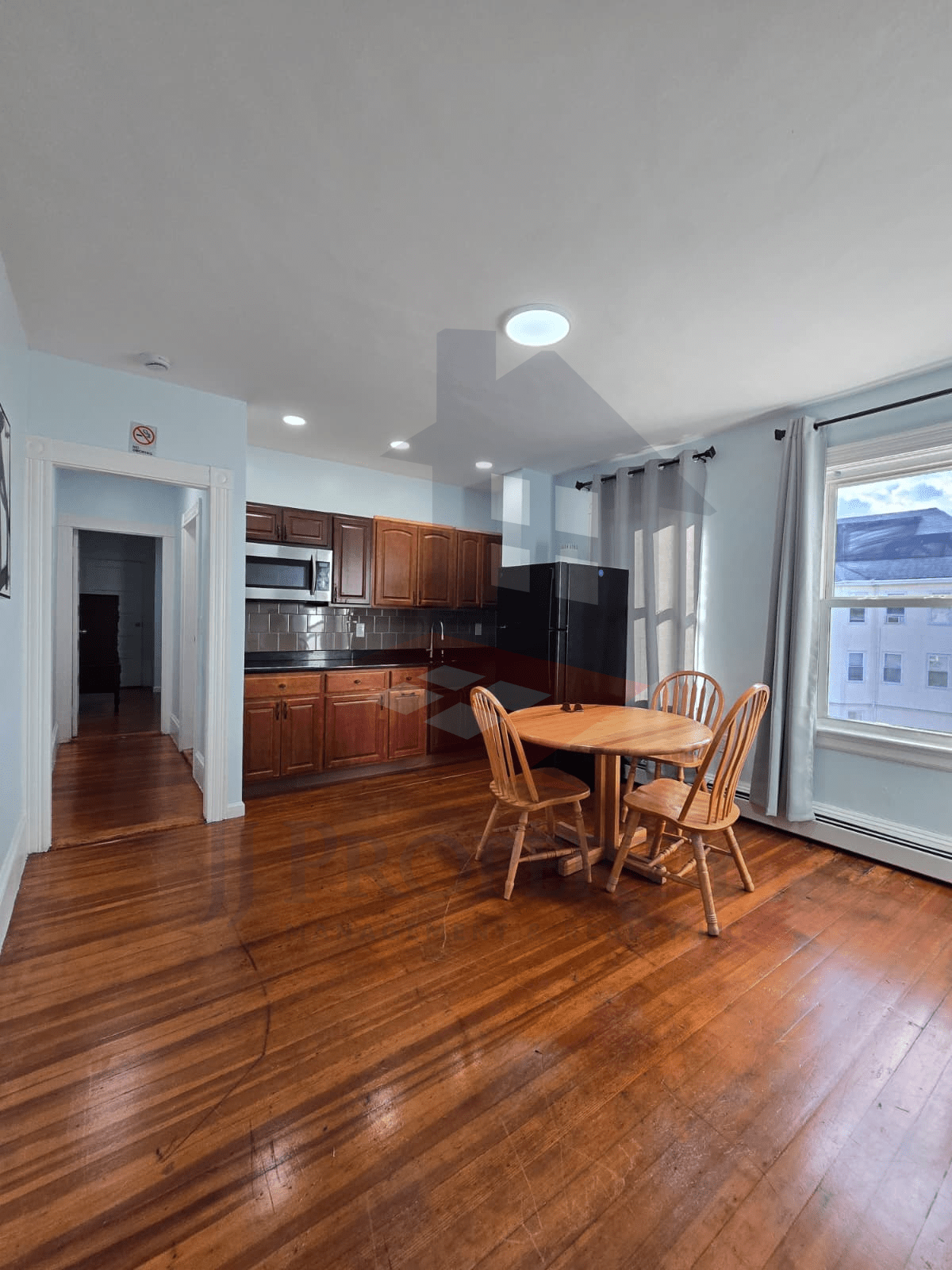 LOGO+PROPERTY PIC HORIZONTAL – 2026-08-28T162154.837 🏠 3rd Floor – 1 Bedroom/Studio
