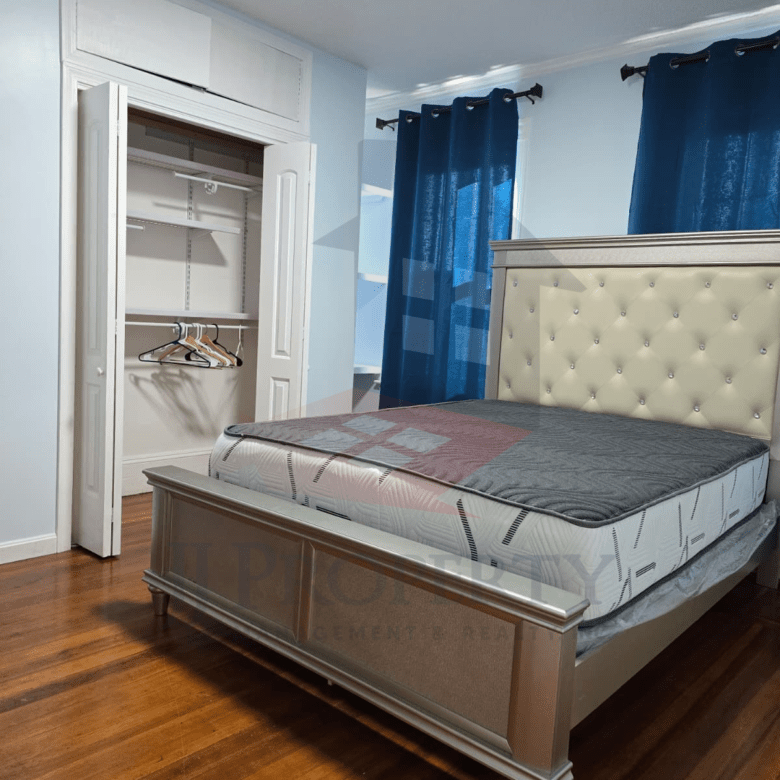 🏠 3rd Floor – 1 Bedroom/Studio