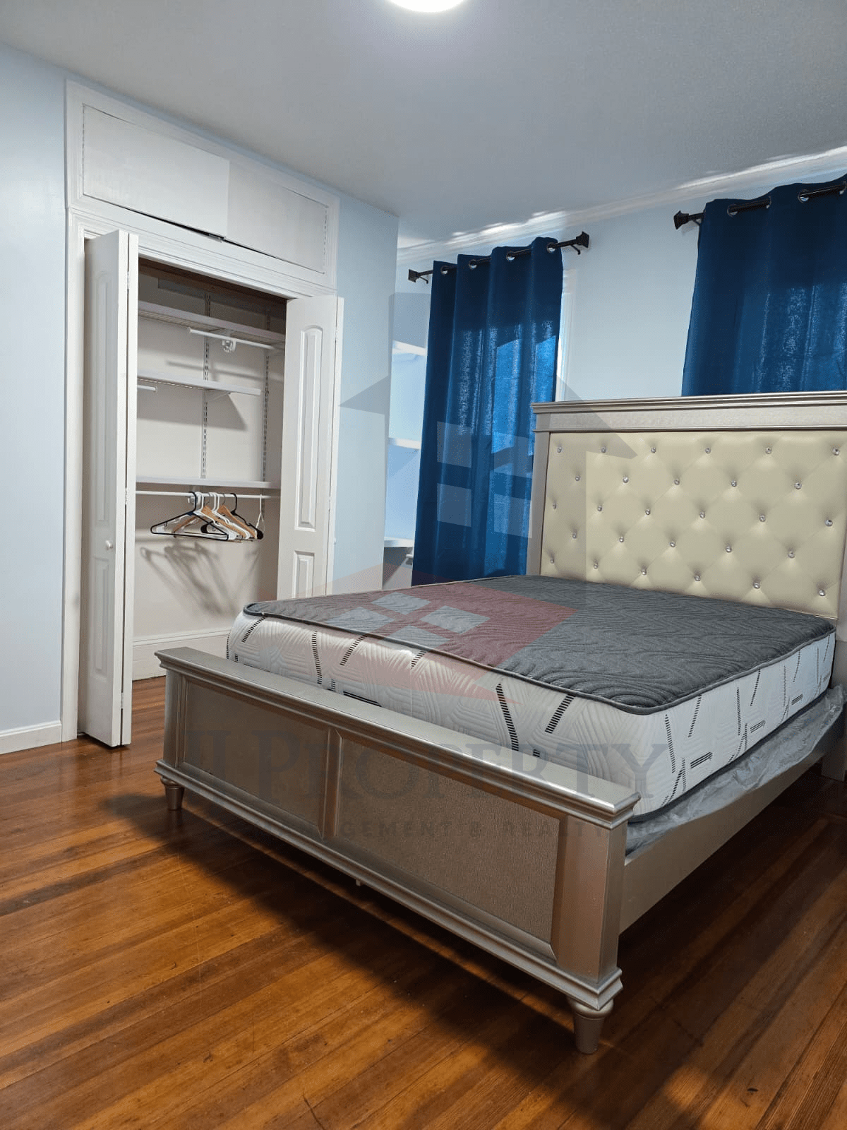 LOGO+PROPERTY PIC HORIZONTAL – 2026-08-28T162420.083 🏠 3rd Floor – 1 Bedroom/Studio