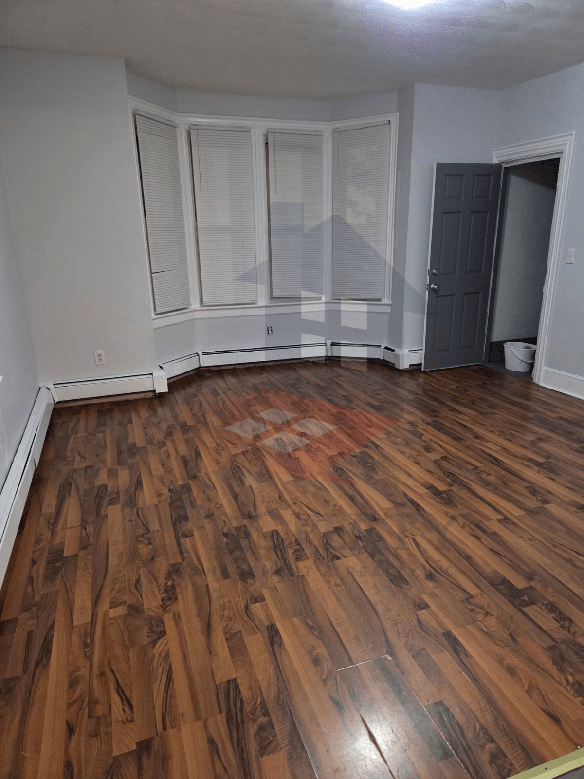 🏡 2-Bedroom Apartment – First Floor