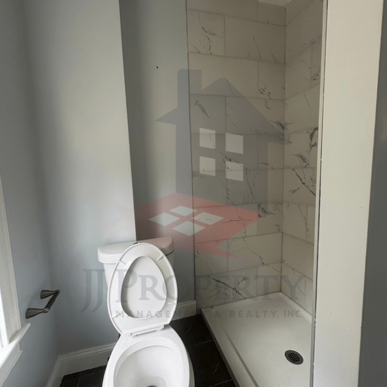 🏠 3-Bedroom Apartment – Second Floor