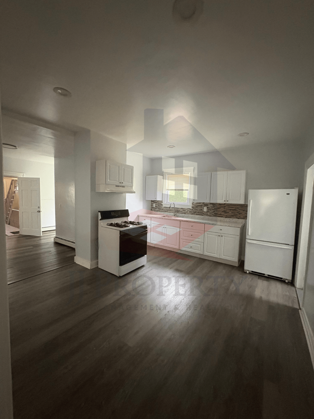🏠 3-Bedroom Apartment – Second Floor