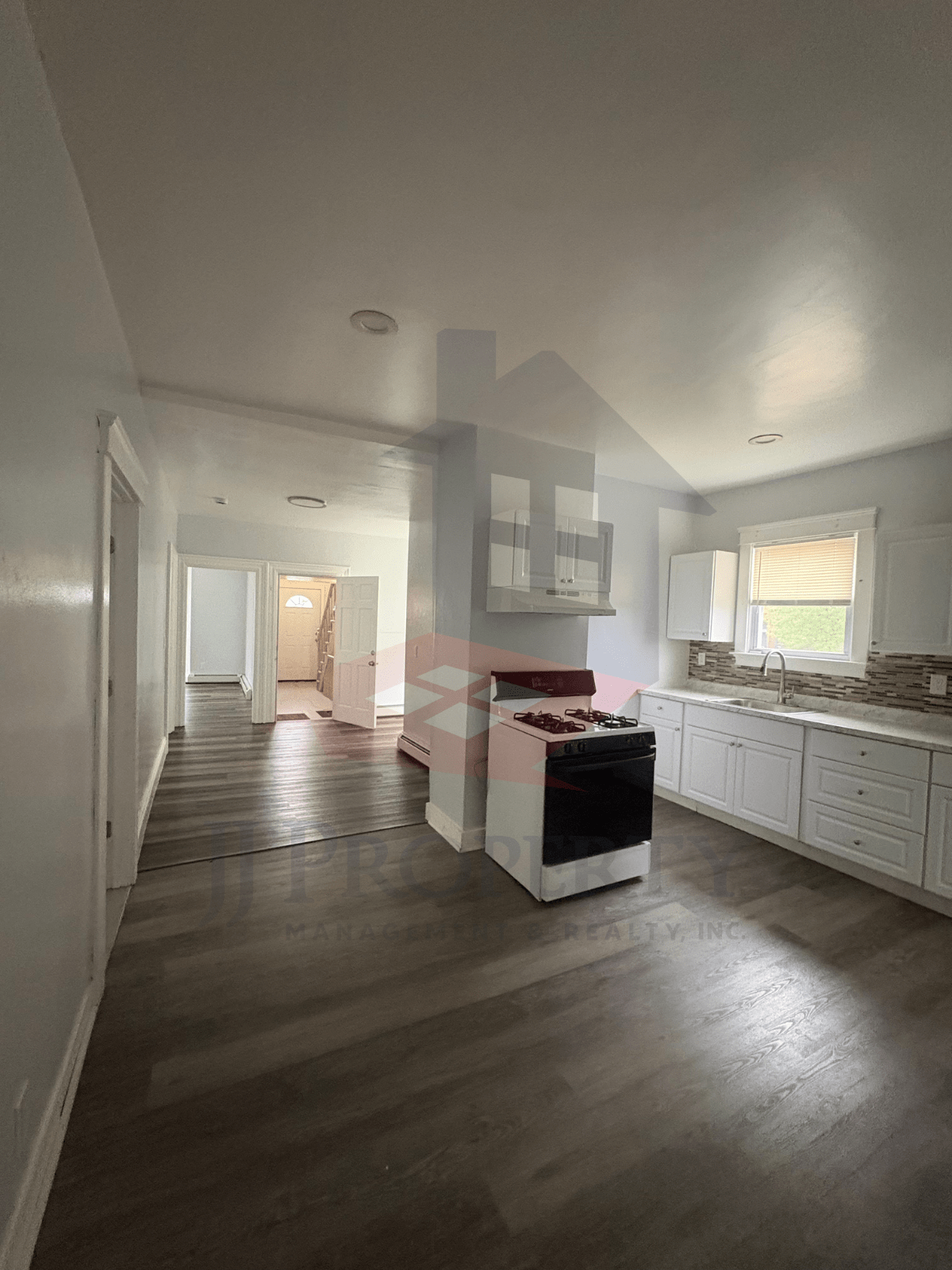 🏠 3-Bedroom Apartment – Second Floor
