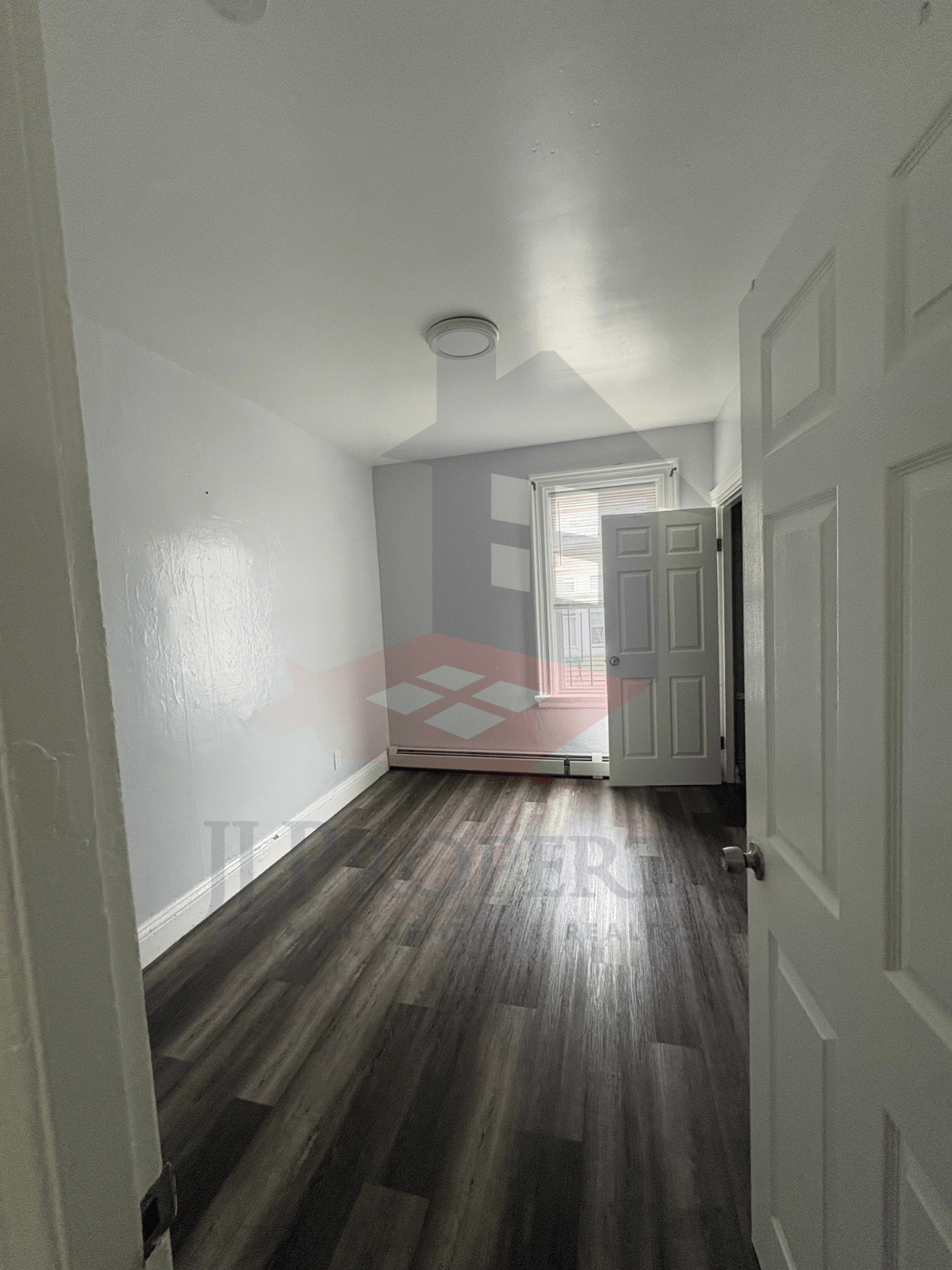 🏠 3-Bedroom Apartment – Second Floor