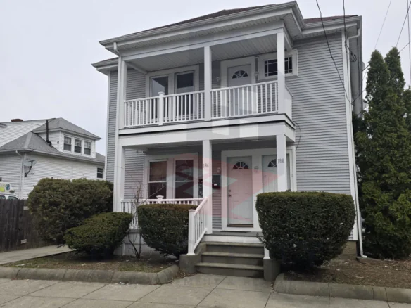 🏠 3-Bedroom Apartment – First Floor