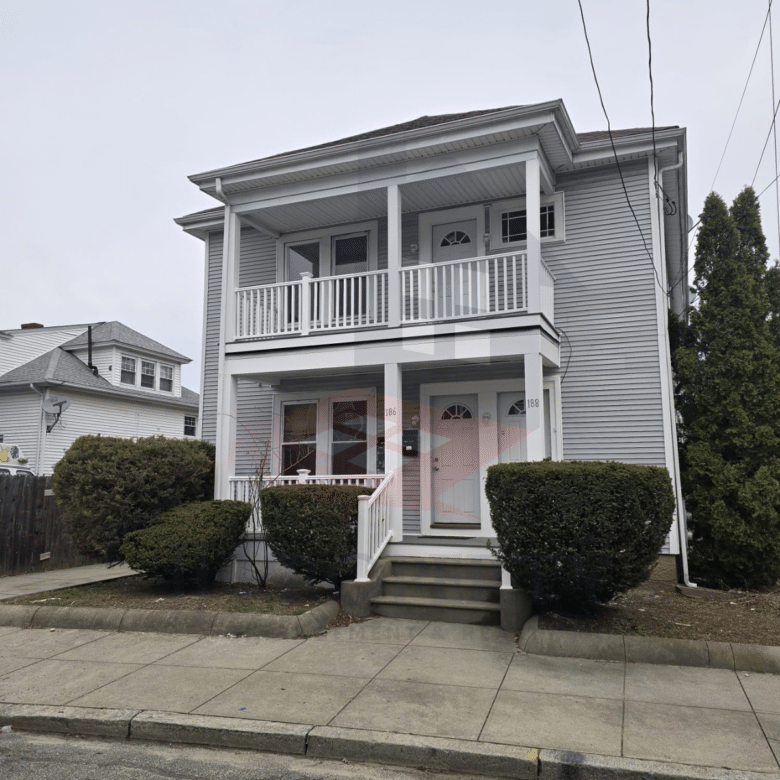 🏠 3-Bedroom Apartment – First Floor