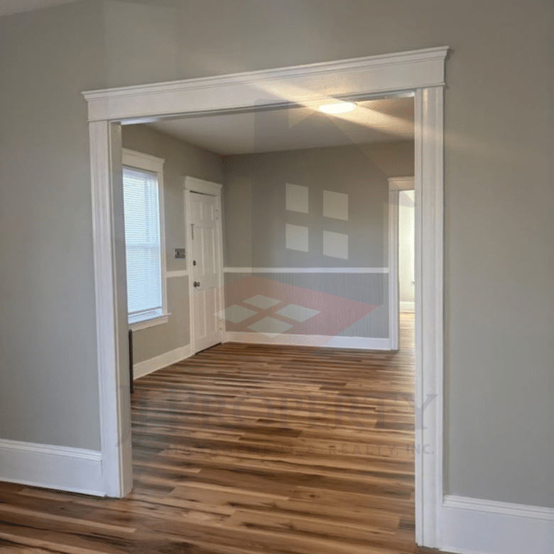 🏠 3-Bedroom Apartment – First Floor