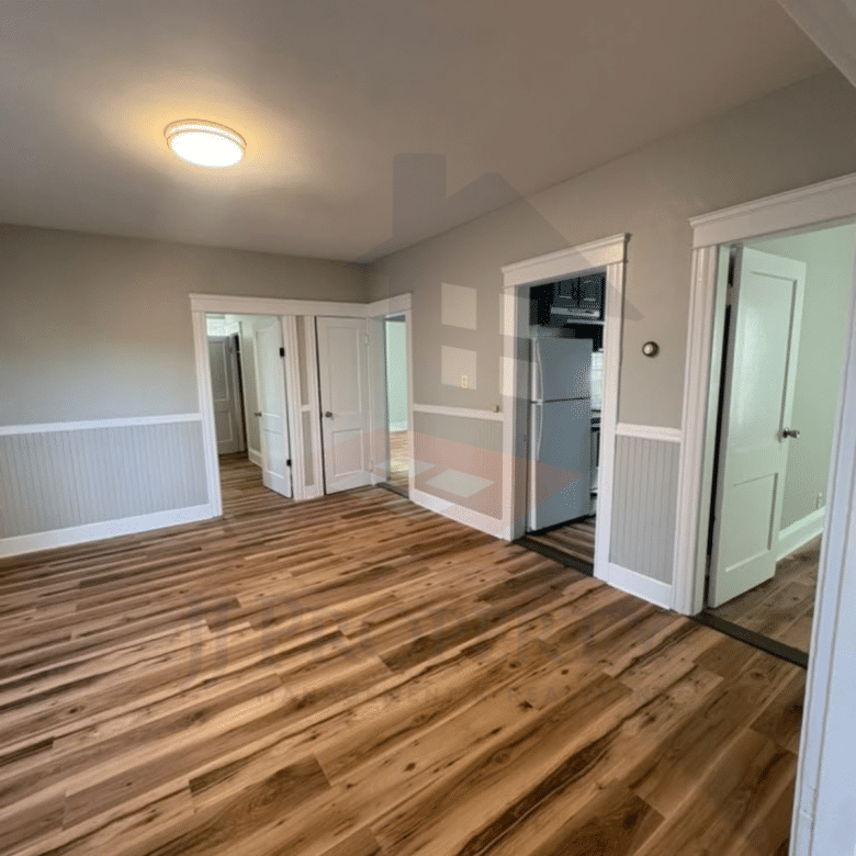 🏠 3-Bedroom Apartment – First Floor