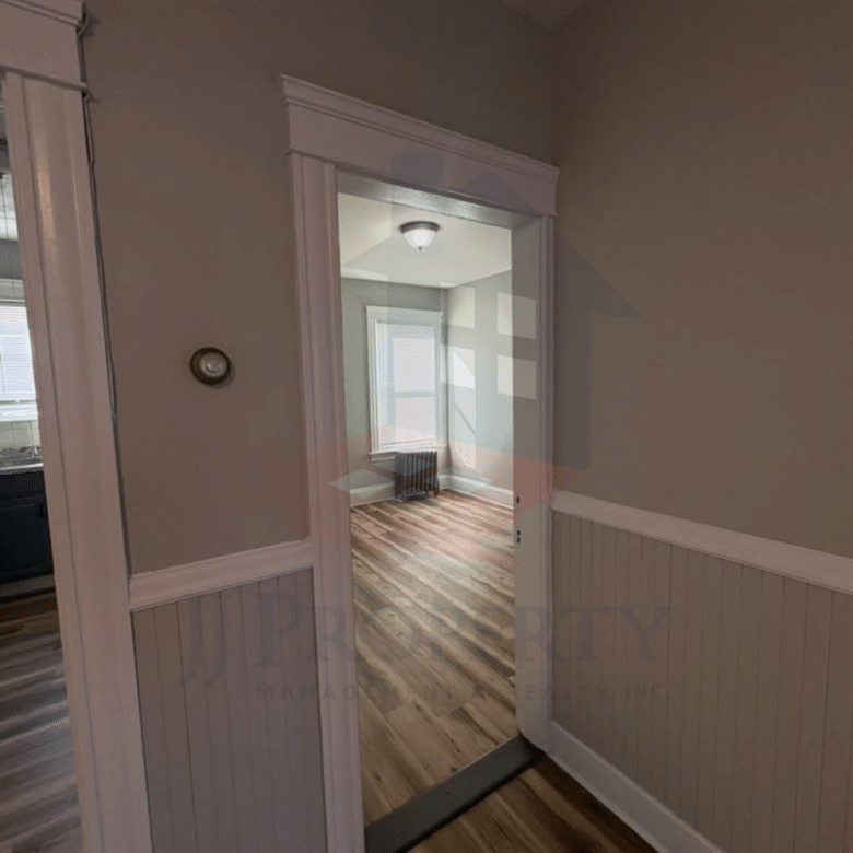 🏠 3-Bedroom Apartment – First Floor