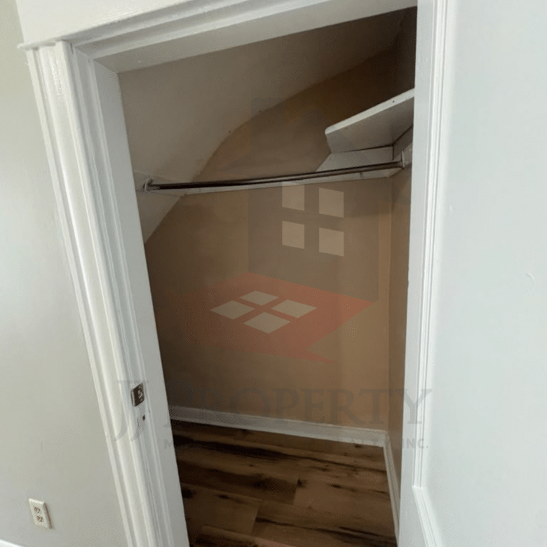 🏠 3-Bedroom Apartment – First Floor