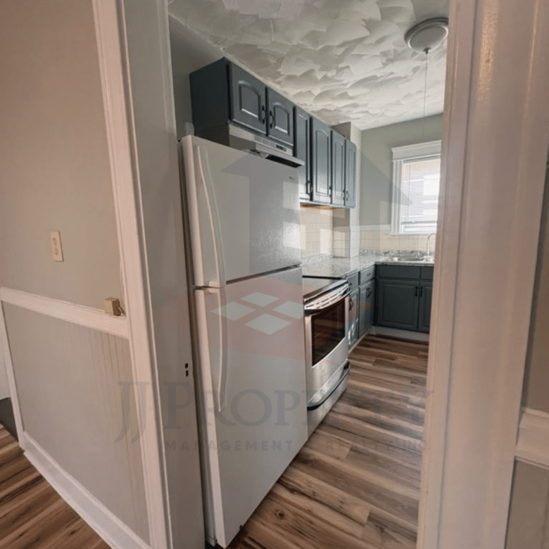 🏠 3-Bedroom Apartment – First Floor