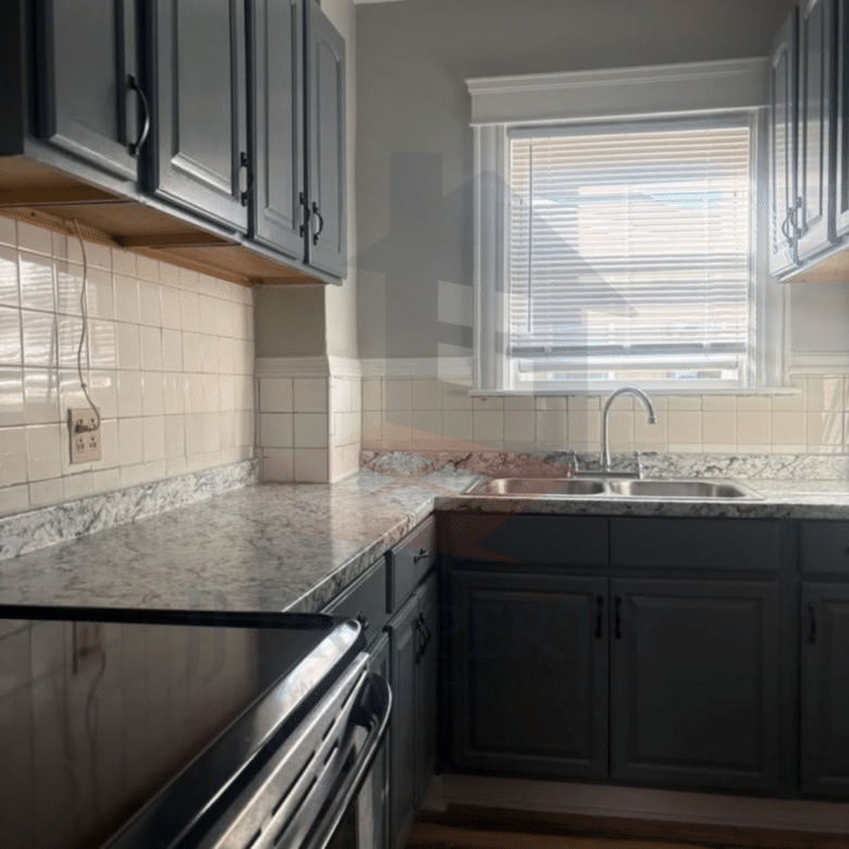 🏠 3-Bedroom Apartment – First Floor