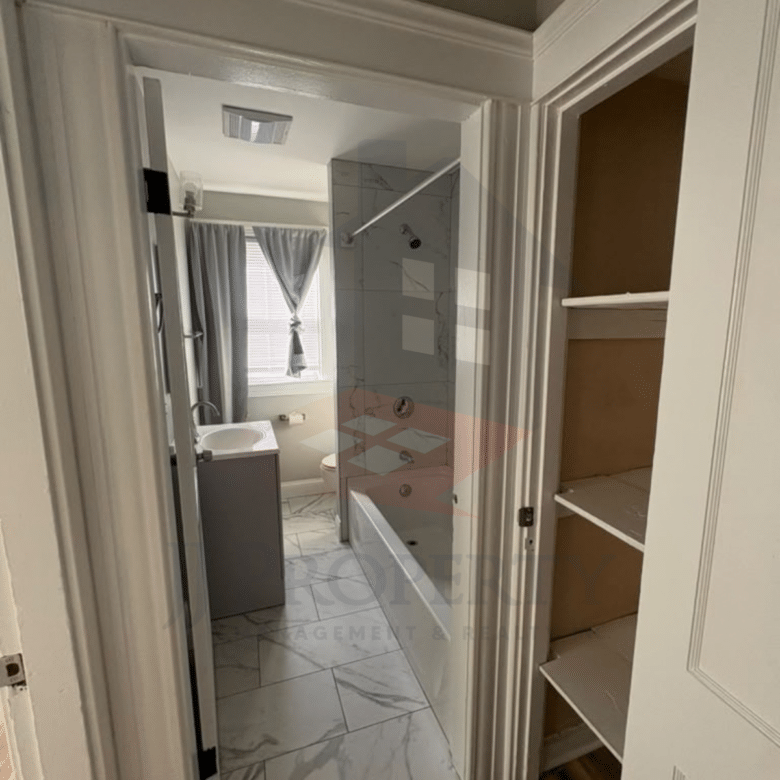 🏠 3-Bedroom Apartment – First Floor