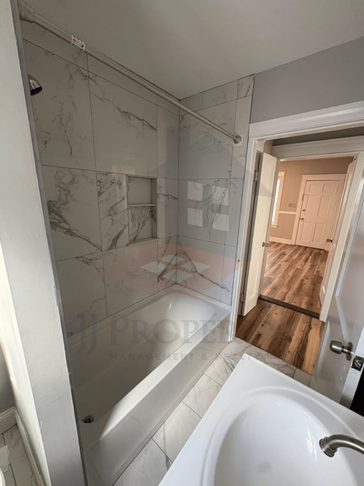 🏠 3-Bedroom Apartment – First Floor