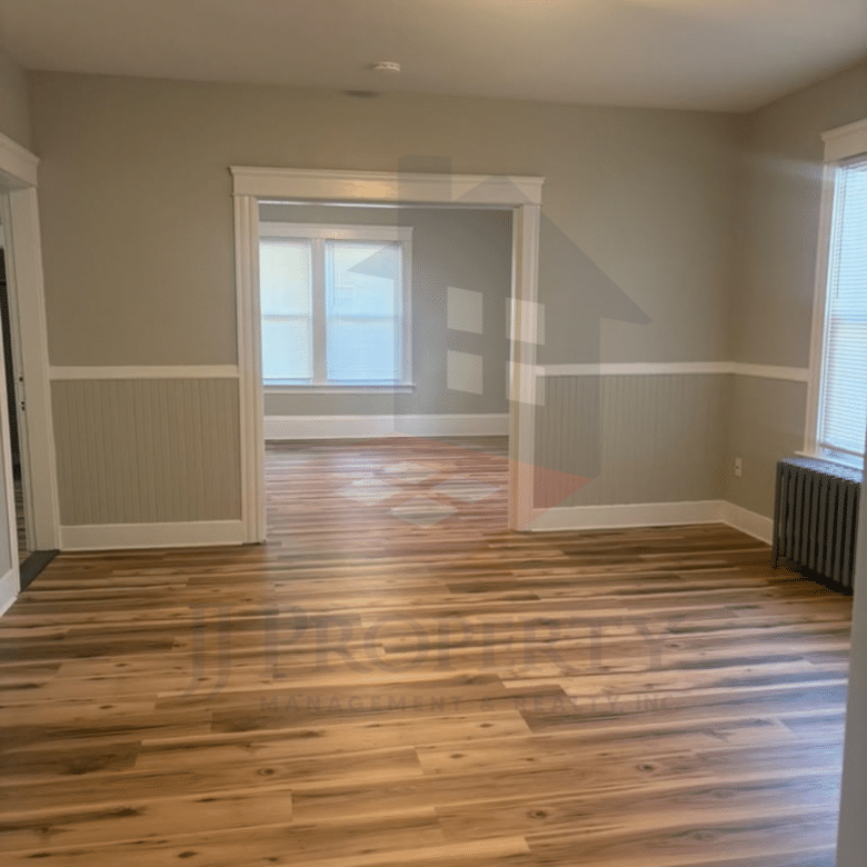 🏠 3-Bedroom Apartment – First Floor