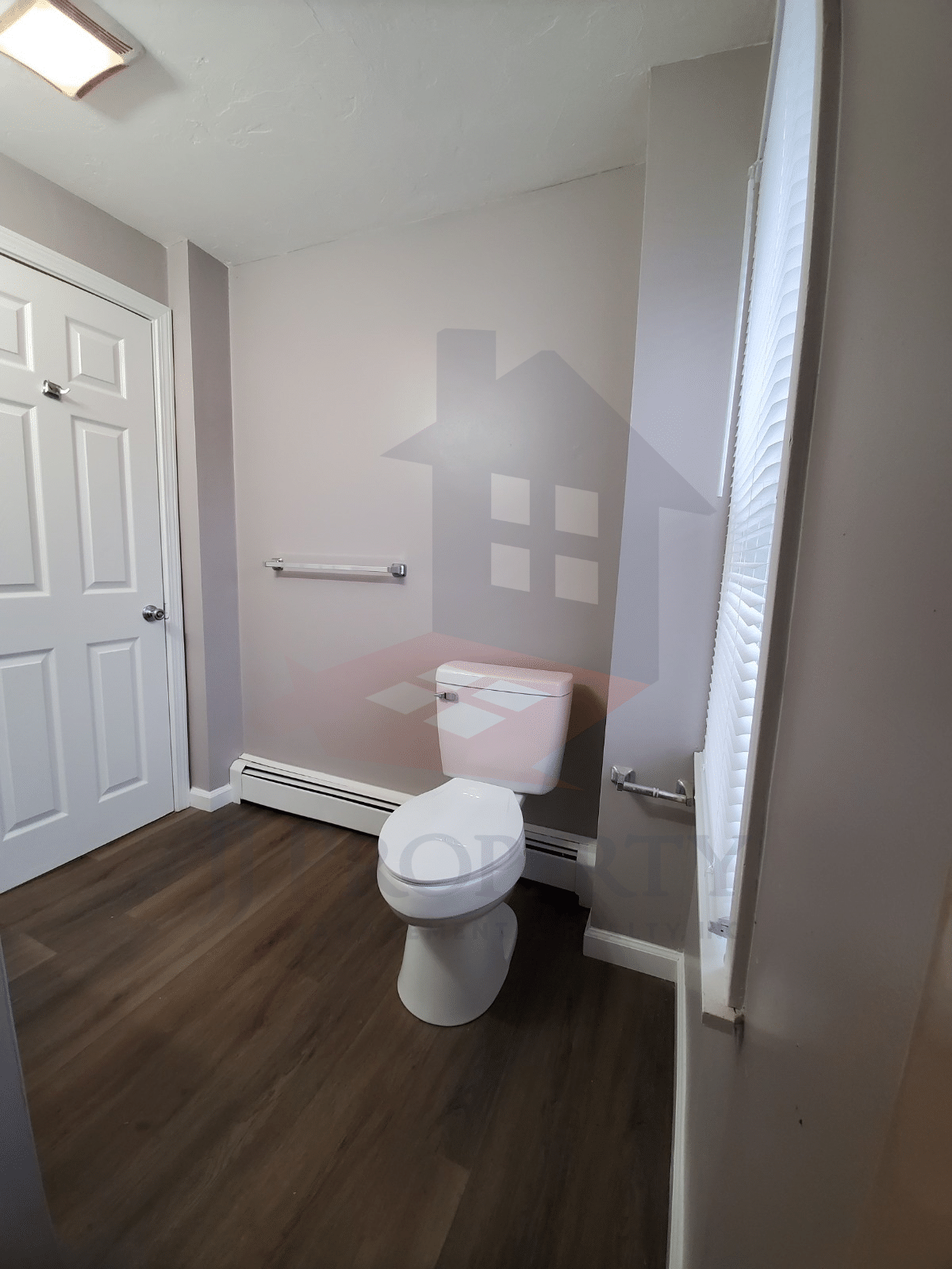 🏠 1 Bedroom Apartment – 1ST Floor