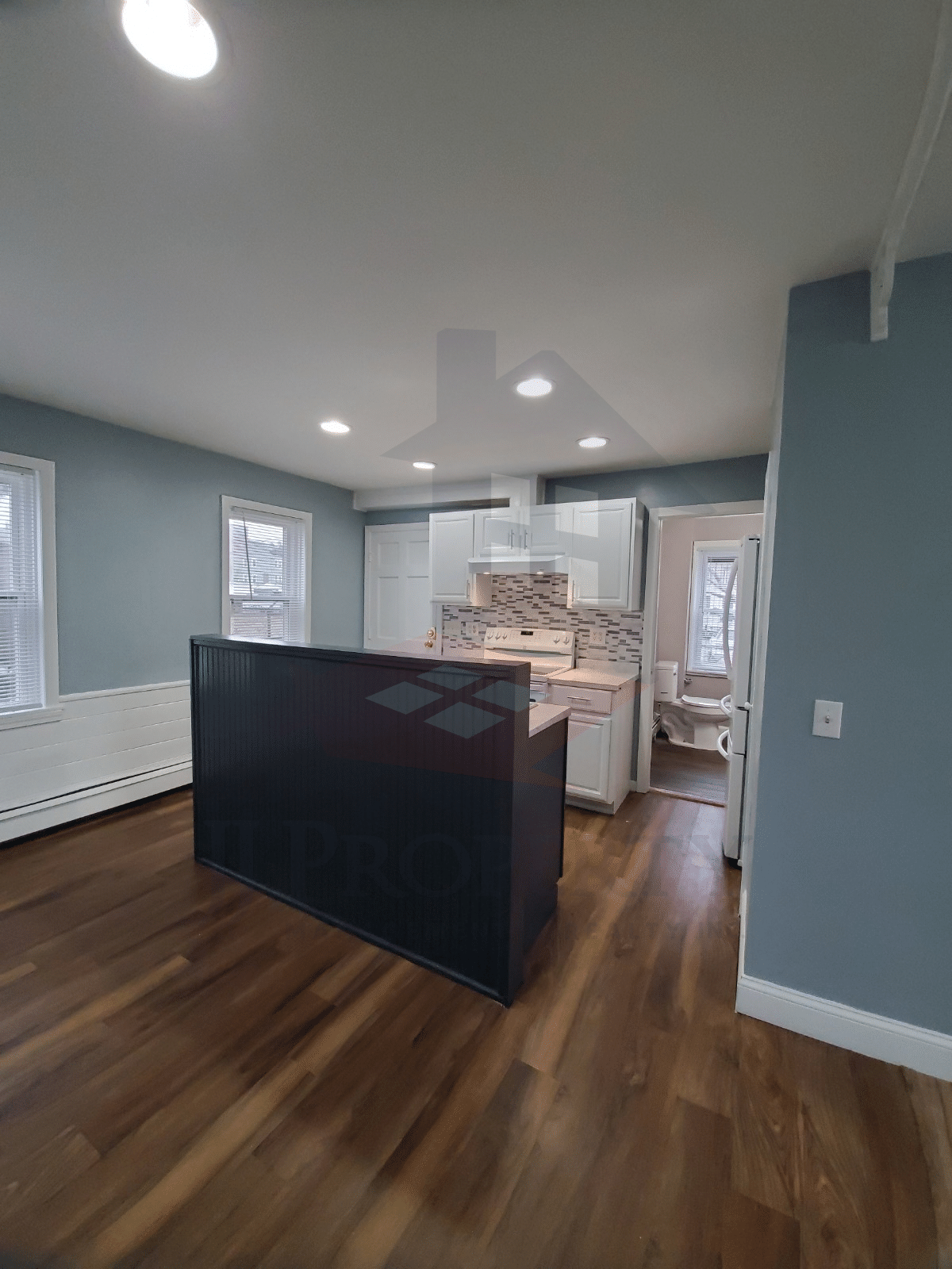 🏠 1 Bedroom Apartment – 1ST Floor