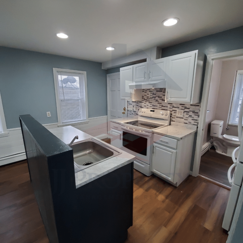 🏠 1 Bedroom Apartment – 1ST Floor