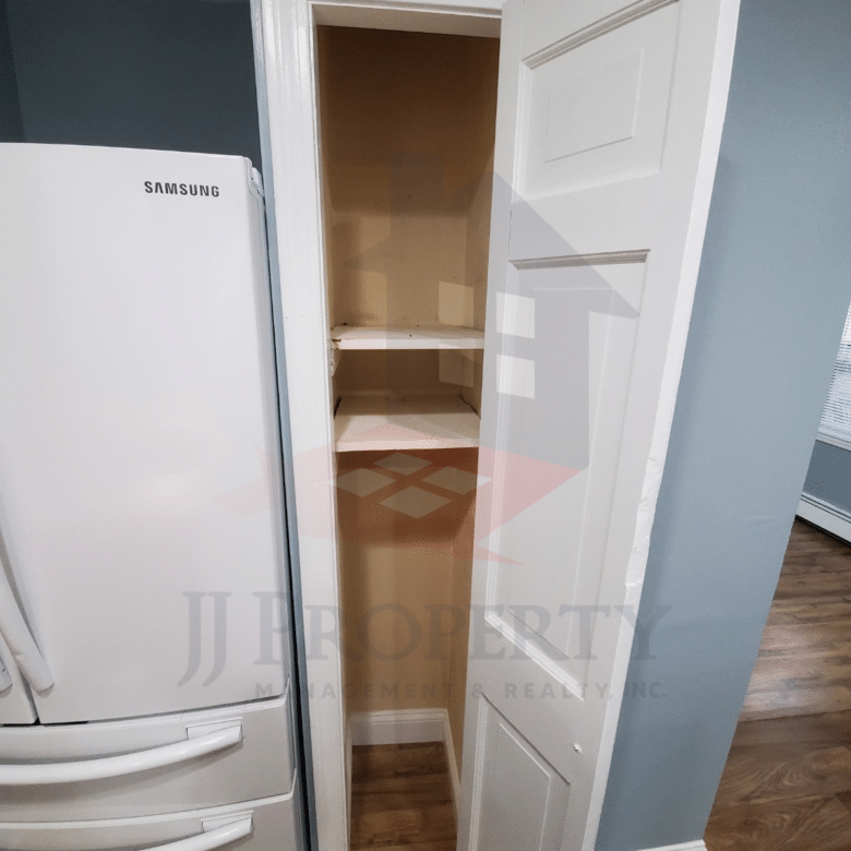 🏠 1 Bedroom Apartment – 1ST Floor
