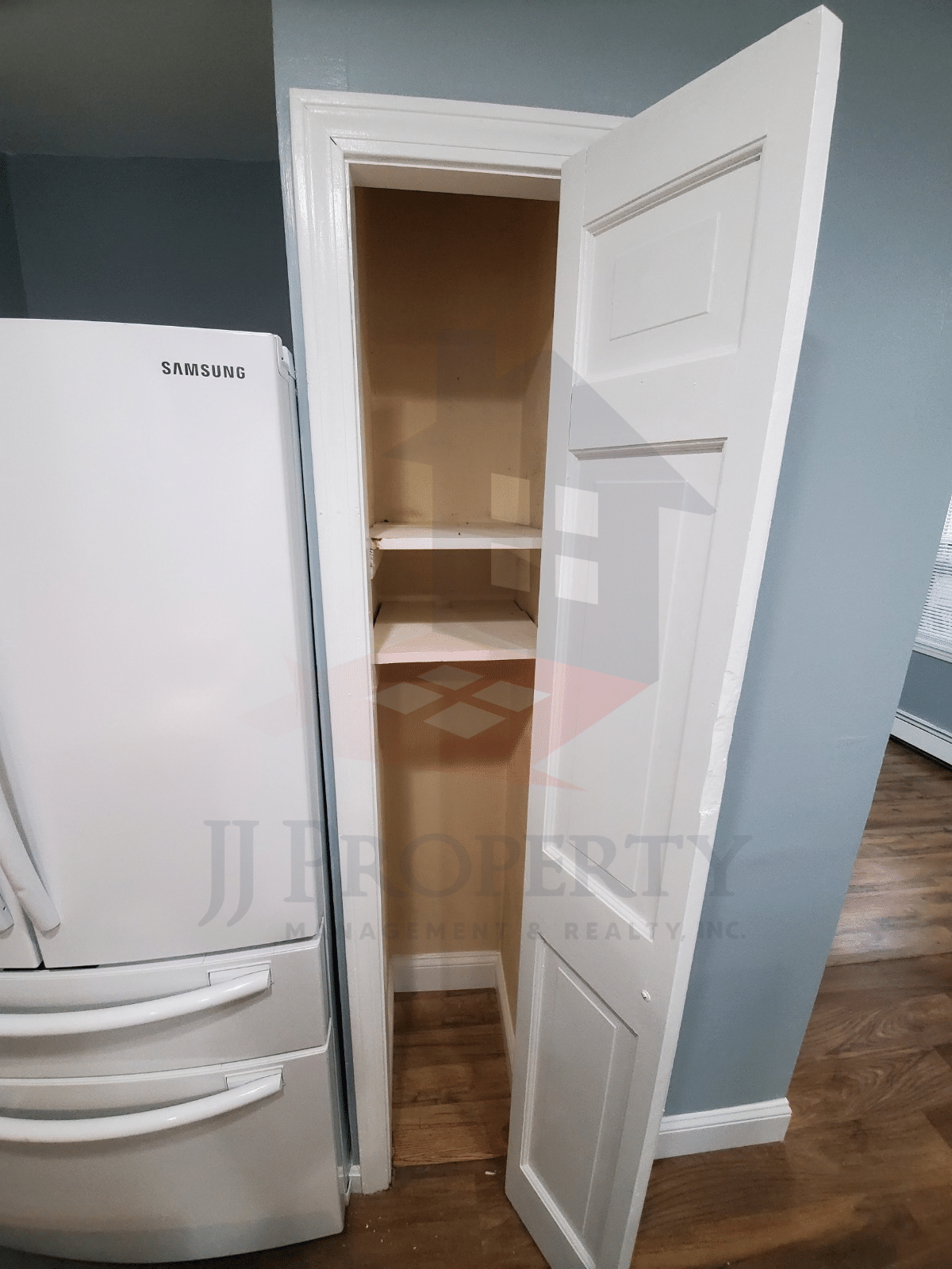 🏠 1 Bedroom Apartment – 1ST Floor