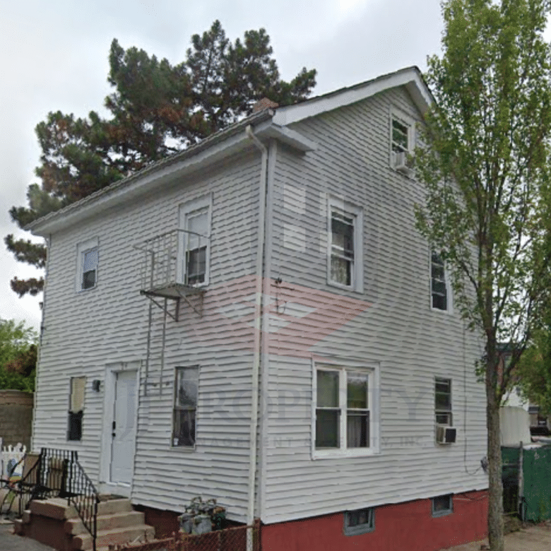 🏠 1 Bedroom Apartment – 1ST Floor