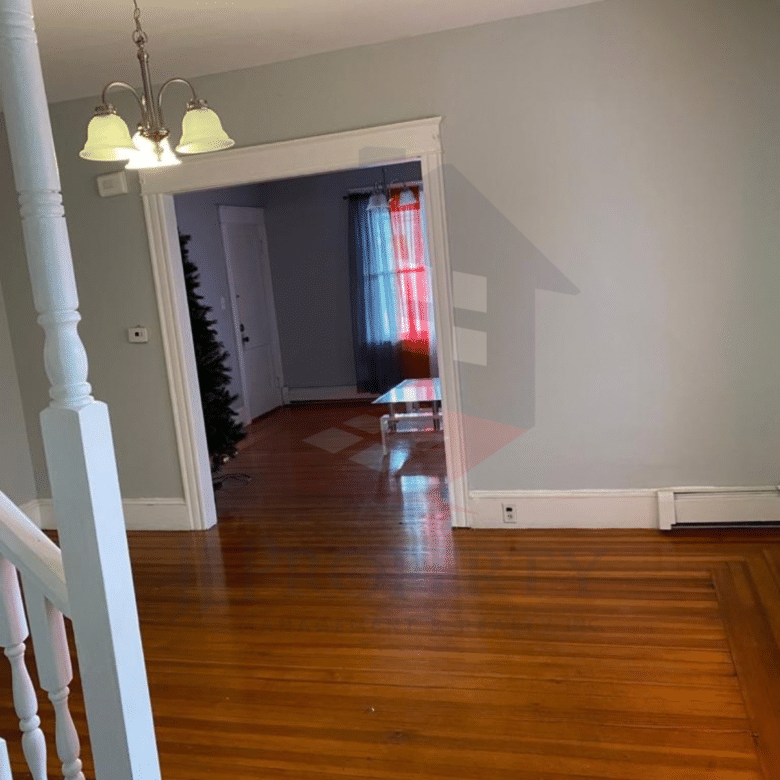 🏠 4-Bedroom Apartment – 2nd-Floor Townhouse