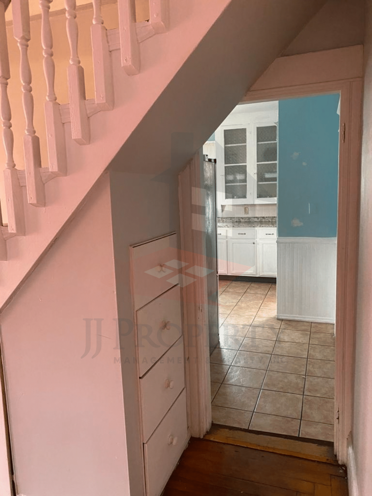 🏠 4-Bedroom Apartment – 2nd-Floor Townhouse